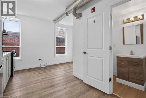 433 Barton Street E Unit# 202, Hamilton, ON 