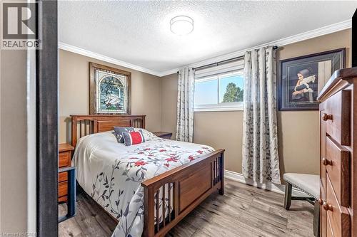 9924 Dickenson Road W, Hamilton, ON 
