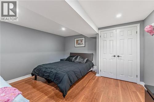 9924 Dickenson Road W, Hamilton, ON 