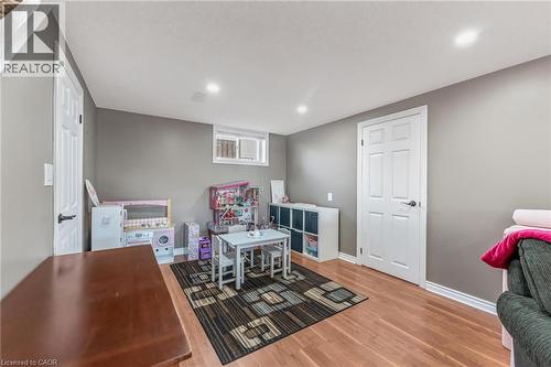 9924 Dickenson Road W, Hamilton, ON 