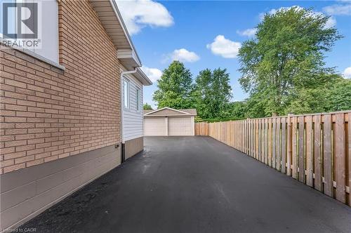 9924 Dickenson Road W, Hamilton, ON 