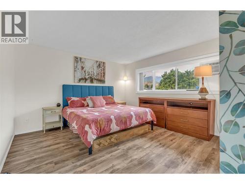 7513 Crest-A-Way Road, Oliver, BC 