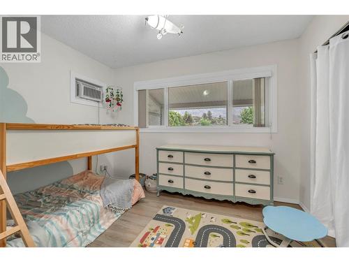 7513 Crest-A-Way Road, Oliver, BC 
