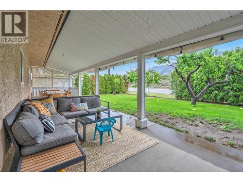 7513 Crest-A-Way Road, Oliver, BC 