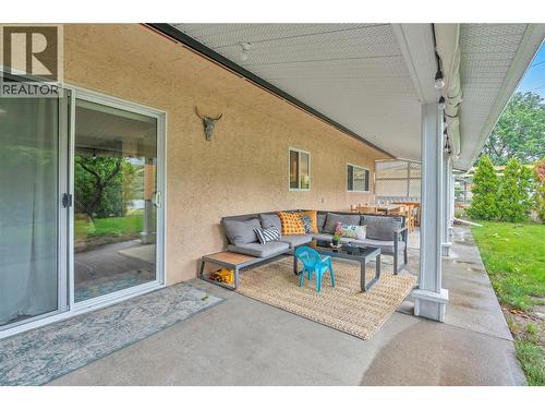 7513 Crest-A-Way Road, Oliver, BC 