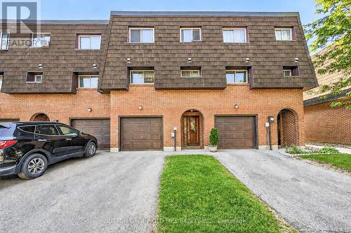96 DARRAS COURT  Brampton, ON L6T 1W7