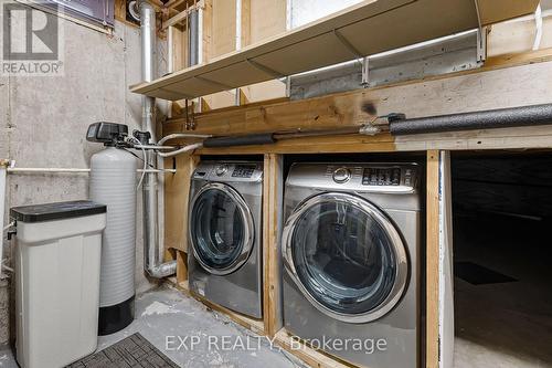 124 Dunsmere Drive, Kitchener, ON 