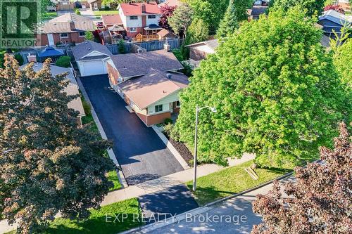 124 Dunsmere Drive, Kitchener, ON 