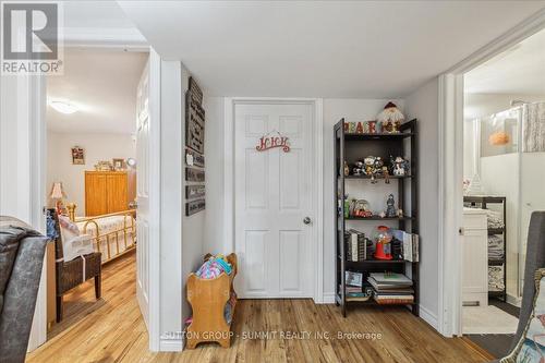 Lower - 9 Grenadier Drive, Hamilton, ON 