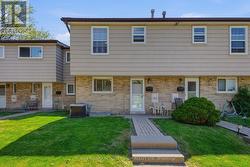102 - 925 BAYLY STREET Pickering, ON L1W 1L4