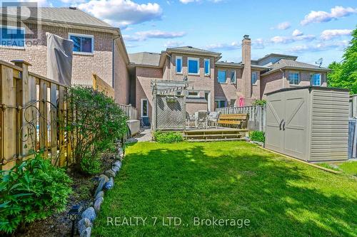 211 Downey Circle, Aurora, ON 