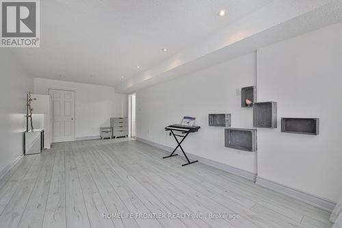 30 Saint Avenue, Bradford West Gwillimbury, ON 
