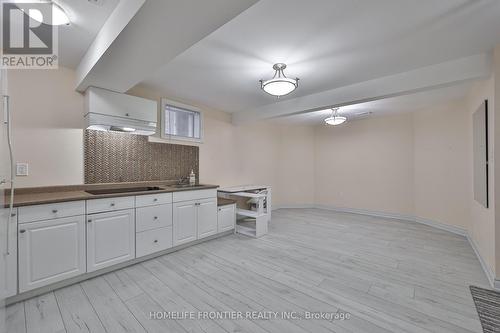 30 Saint Avenue, Bradford West Gwillimbury, ON 