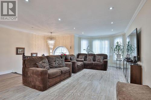 30 Saint Avenue, Bradford West Gwillimbury, ON 