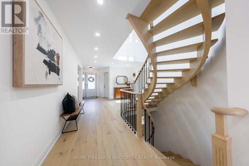 139 Pinewood Drive, Vaughan, ON 