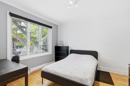 Bedroom - 6675 Av. De Montmagny, Montréal (Le Sud-Ouest), QC - Indoor Photo Showing Bedroom