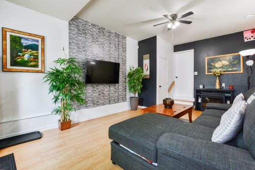Salle familiale - 11 Rue Des Jonquilles, Blainville, QC 