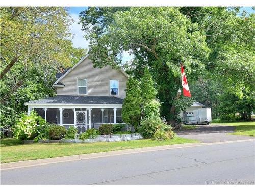 54 Broad Rd, Oromocto, NB 