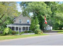 54 Broad RD  Oromocto, NB E2V 1C2