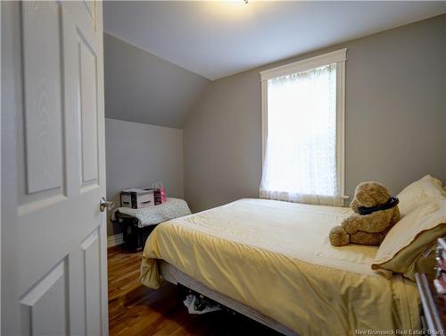 54 Broad Rd, Oromocto, NB 