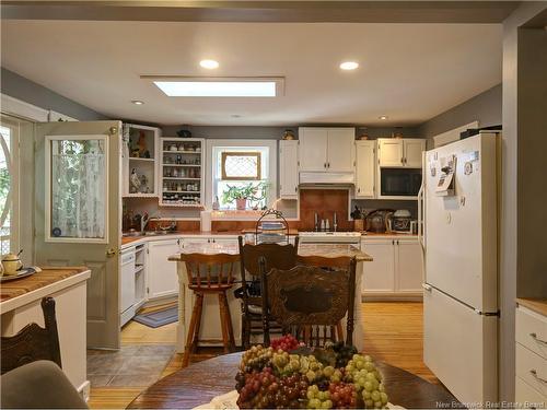 54 Broad Rd, Oromocto, NB 