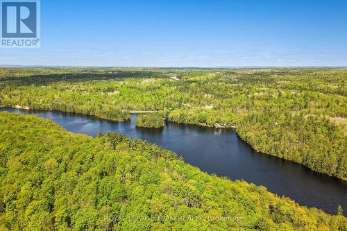 102-B Mcvicar Lane, Mcnab/Braeside, ON 