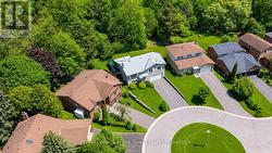 311 CUMBERLAND COURT Oshawa (Donevan), ON L1H 8E7