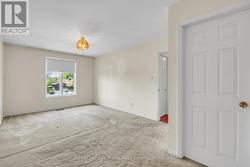 Primary bedroom - 