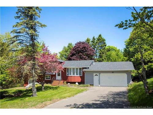 11 Kenneview Dr, Quispamsis, NB 