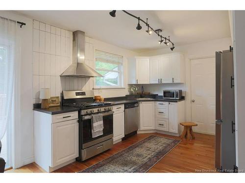 11 Kenneview Dr, Quispamsis, NB 