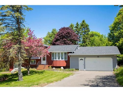 11 Kenneview Dr, Quispamsis, NB 