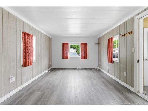 209 Moore St, Lincoln, NB 