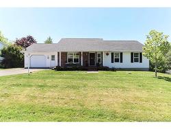 11 Princeton AVE Quispamsis, NB E2E 3H3