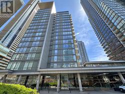 1618 - 4K SPADINA AVENUE Toronto, ON M5V 3Y9