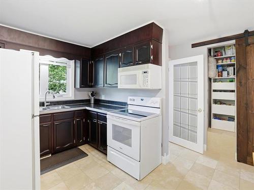 655 David St, Winnipeg, MB 