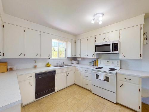 10 Leighton Drive, Brooklyn, NS 