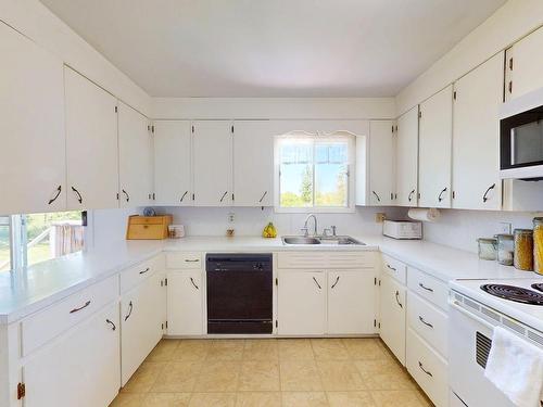 10 Leighton Drive, Brooklyn, NS 