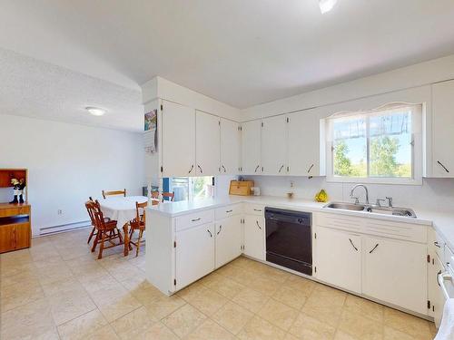 10 Leighton Drive, Brooklyn, NS 