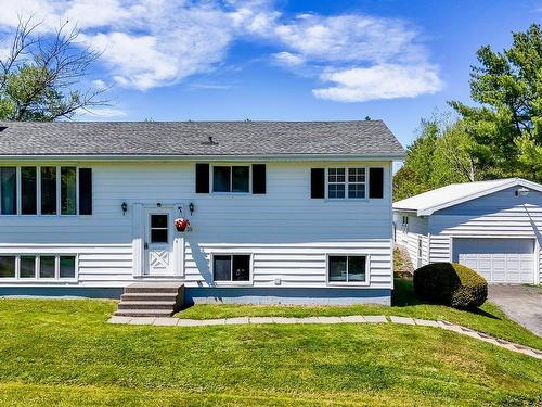10 Leighton Drive, Brooklyn, NS 