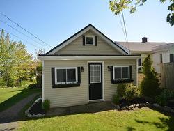 602 Herring Cove Road  Halifax, NS B3R 1X6
