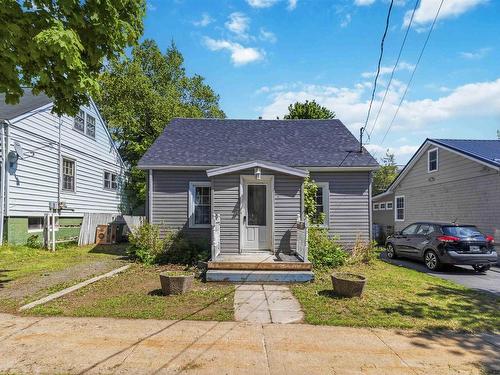 28 Symonds Street, Dartmouth, NS 