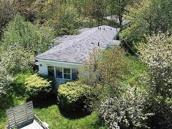 2 Vivian Lane Eastern Passage, NS B2W 1E5