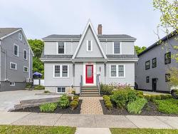 1153 Dalhousie Street  Halifax, NS B3H 3W5