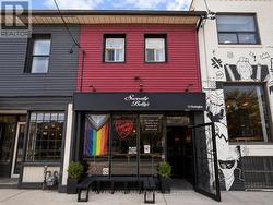 13 OSSINGTON AVENUE  Toronto, ON M6J 2Y8