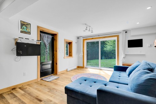 Salle familiale - 1559 Rue Du Skieur, Sainte-Adèle, QC 