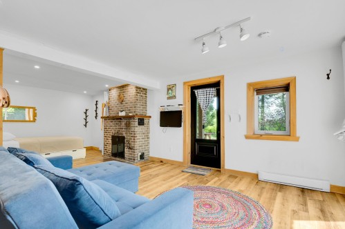 Salle familiale - 1559 Rue Du Skieur, Sainte-Adèle, QC 