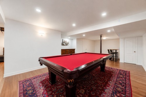 Salle de jeux - 16 Rue Labrèche, Kirkland, QC 