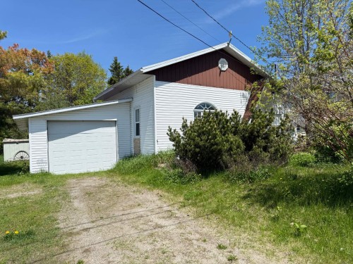 Garage - 9 Rue Rapide-Des-Quinze, Laverlochère-Angliers, QC 