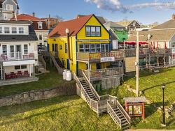 100 Montague Street Lunenburg, NS B0J 2C0