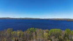 Vue sur l'eau - 